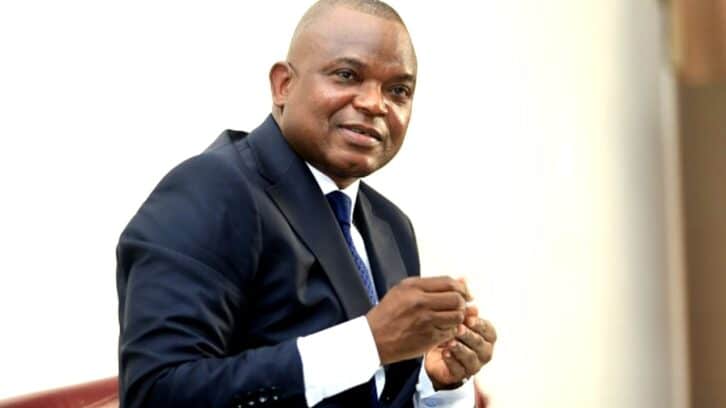 Image à la une de « Une autre voie est possible » : Vincent Toh Bi, l’ancien préfet d’Abidjan qui veut devenir président