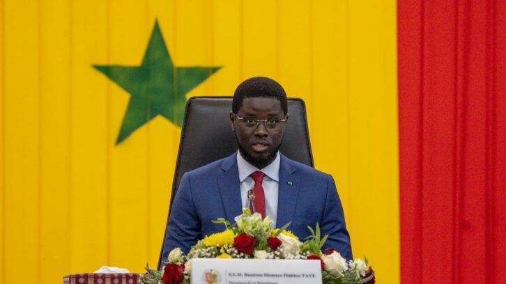 Image à la une de « Je n’ai aucun problème avec Ousmane Sonko » : au Sénégal, Bassirou Diomaye Faye joue l’apaisement