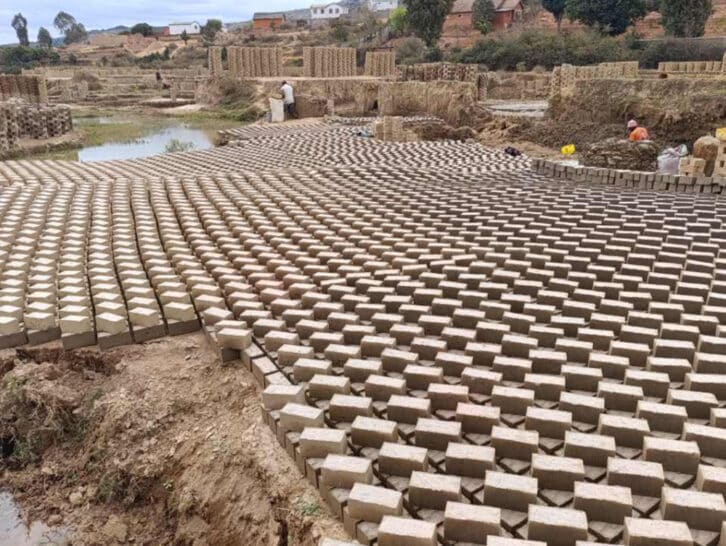 Image à la une de INFRASTRUCTURES ROUTIÈRES – Forte demande de terrains autour de la voie rapide