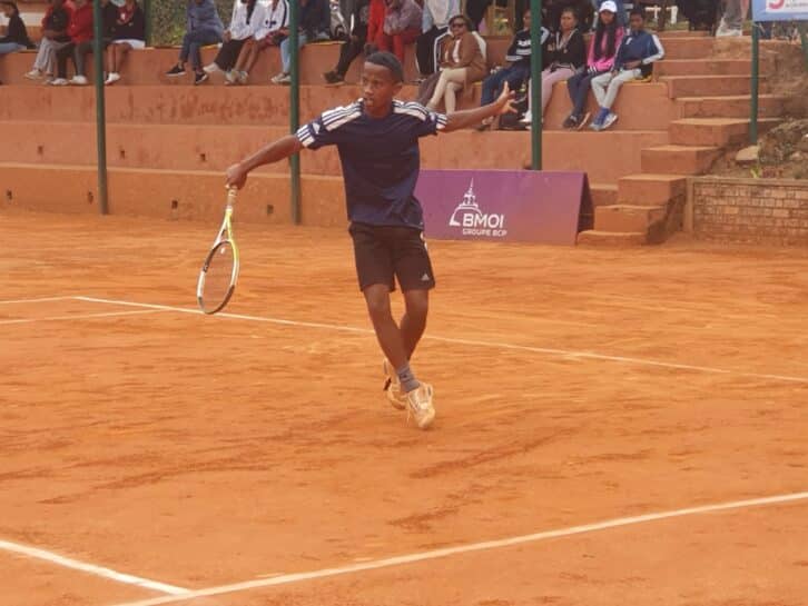 Image à la une de TENNIS – PORTRAIT  –  Andry Nantenaina Iarivomanana,   la relève d’Antsirabe