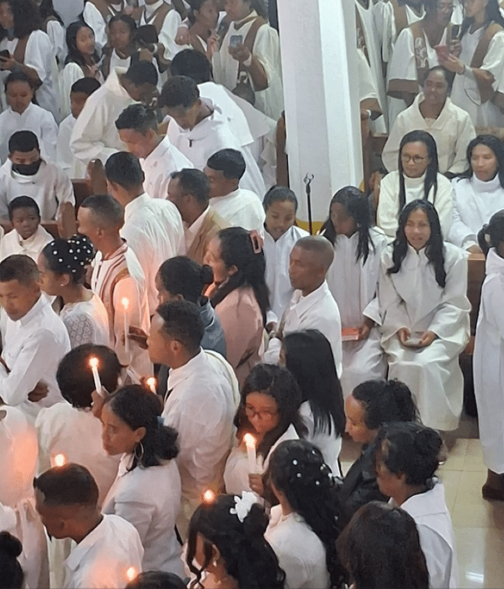 Image à la une de RELIGION – Les catholiques célèbrent l’Assomption