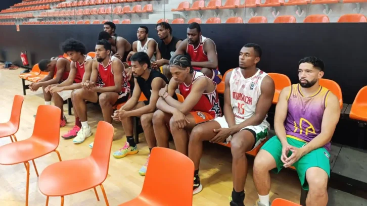 Image à la une de BASKETBALL – L’Afrobasket débute avec quatre matchs ce mardi