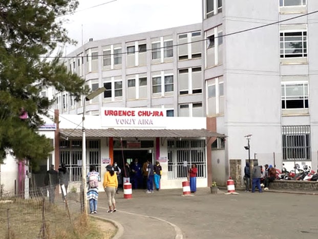 Image à la une de Empoisonnement à Ambohimalaza – Jessica et Fitahiana luttent pour une guérison totale 