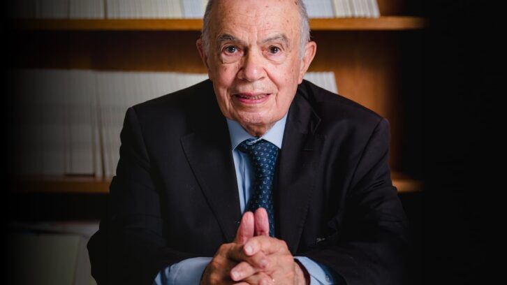 Image à la une de Fathallah Oualalou : « Aujourd’hui, le Maghreb est bloqué mais les peuples, eux, restent connectés »