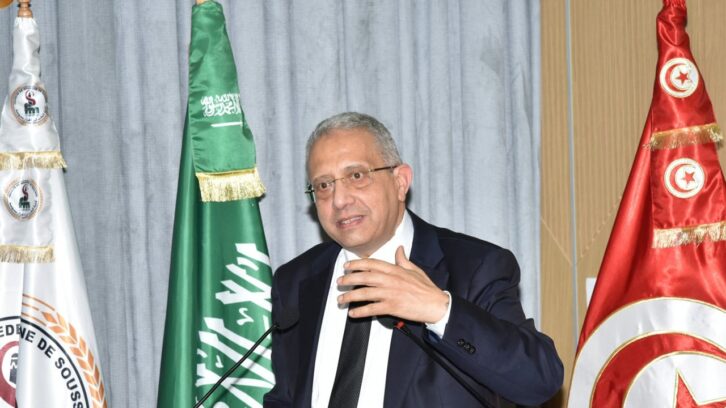 Image à la une de En Tunisie, l’intouchable ministre de la Santé