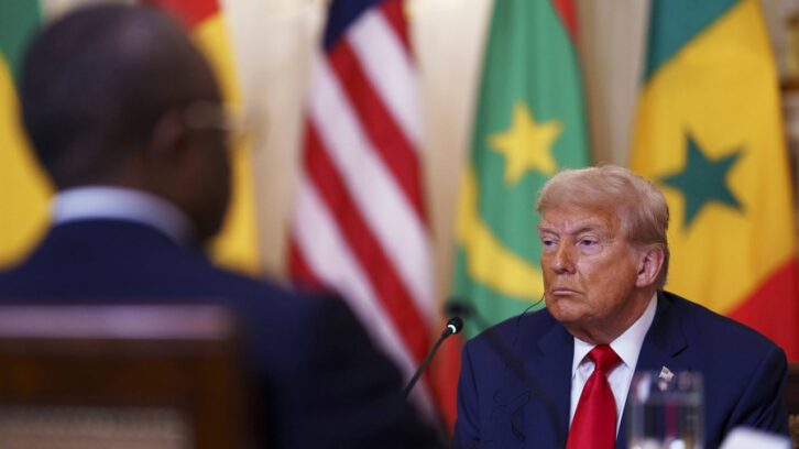 Image à la une de Donald Trump reporte le sommet États-Unis-Afrique