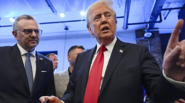 Image à la une de Après les minerais critiques, Donald Trump lorgne le pétrole africain