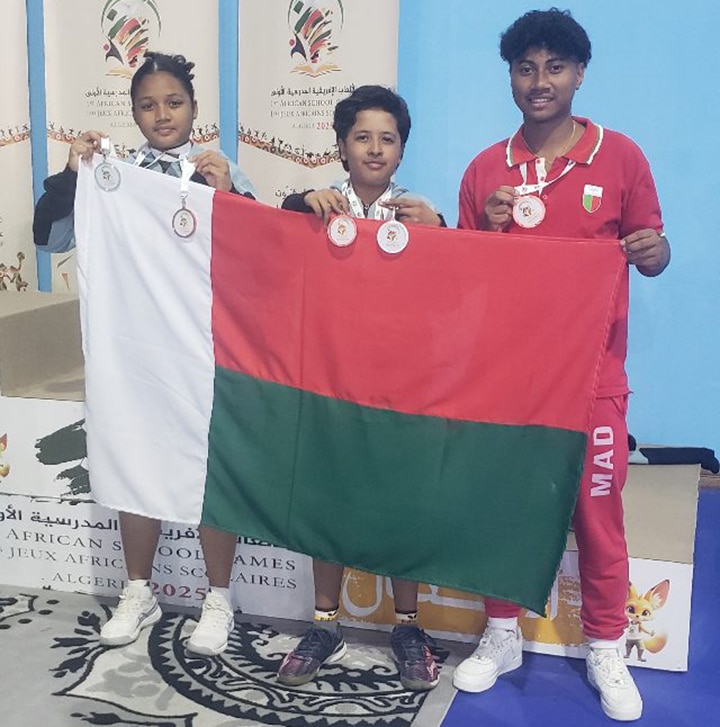 Image à la une de TENNIS DE TABLE – Les malgaches  arrachent le bronze en Algérie