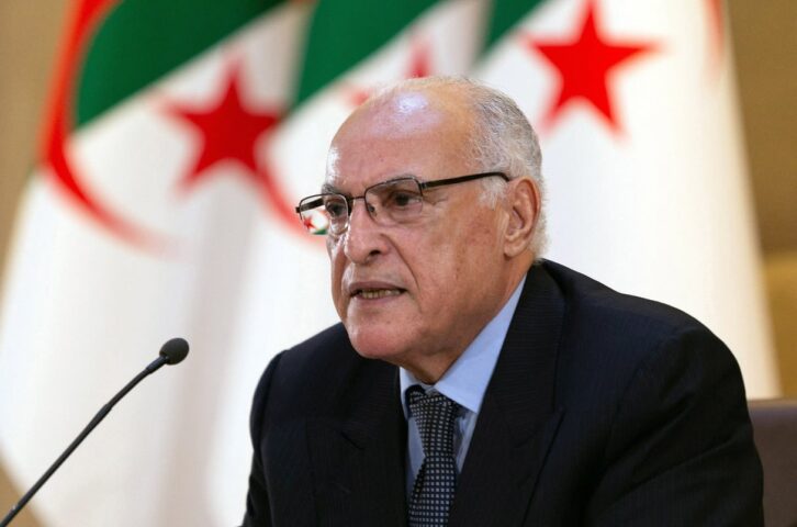 Image à la une de Nouveau gouvernement en Algérie : Ahmed Attaf et Saïd Chengriha maintenus