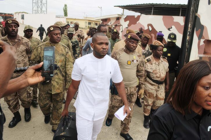 Image à la une de Au Gabon, Kelly Ondo Obiang libéré, grâce à « l’éternel des armées »… et à Oligui Nguema