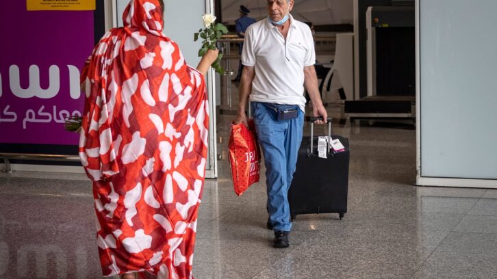 Image à la une de Entre urgence et nostalgie, ces Israéliens qui demandent un passeport marocain