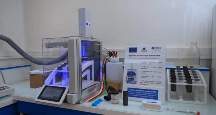 Image à la une de Renforcement des capacités analytiques au LHAE : Remise officielle des équipements reçus dans le cadre du programme PADEIR